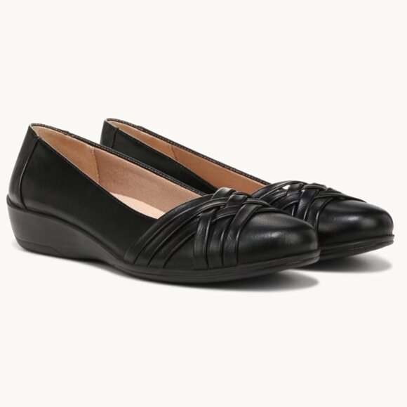 LifeStride Incredible Slip On (WIDE) - Picture 1 of 8